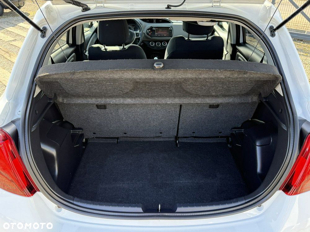 Toyota Yaris - 25