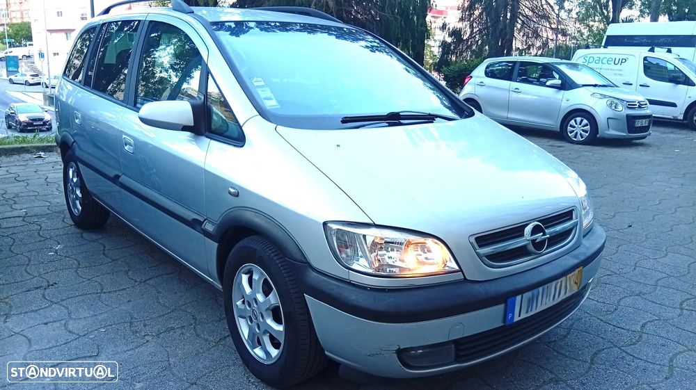Opel Zafira 1.6 16V Comfort - 5