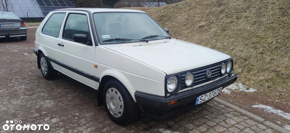 Volkswagen Golf 1.3 - 1