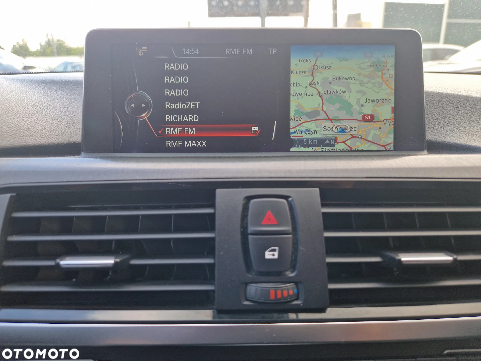 BMW Seria 3 330d xDrive M Sport EU6 - 27