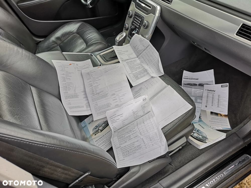 Volvo V70 T4 Momentum - 7