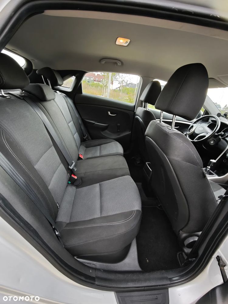 Hyundai i30 1.6 CRDi Comfort - 8