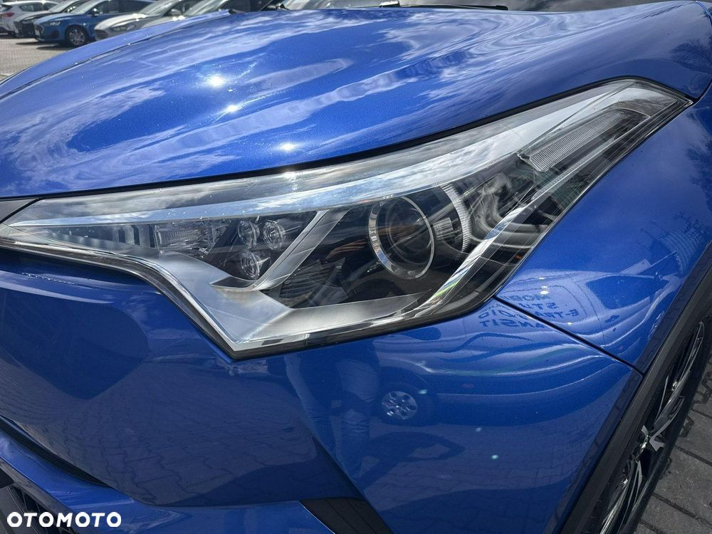 Toyota C-HR - 11
