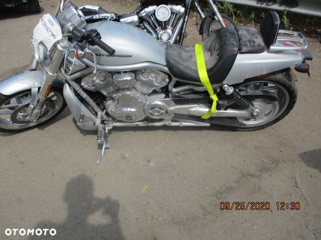 Harley-Davidson V-Rod Street Rod - 29