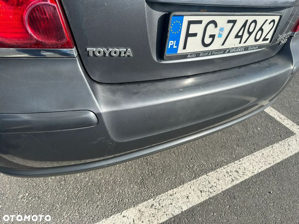 Toyota Avensis 2.0 D-4D Sol - 19