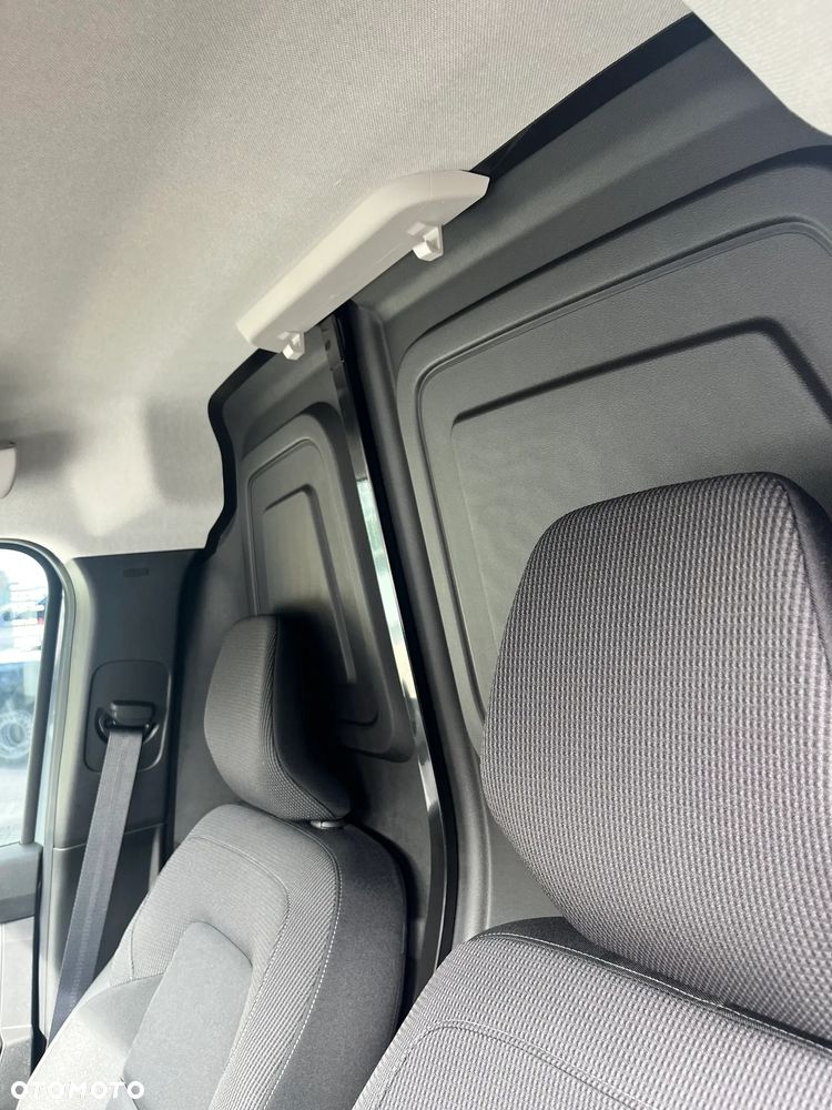 Renault KANGOO VAN - 10