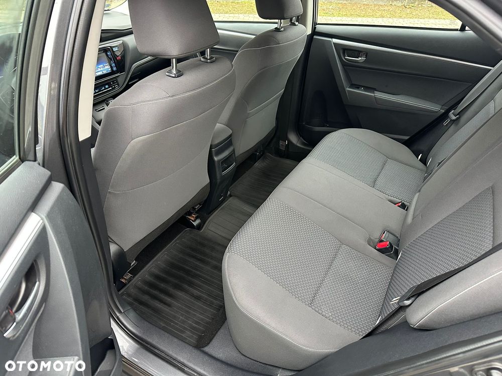 Toyota Corolla 1.6 Comfort MS - 9