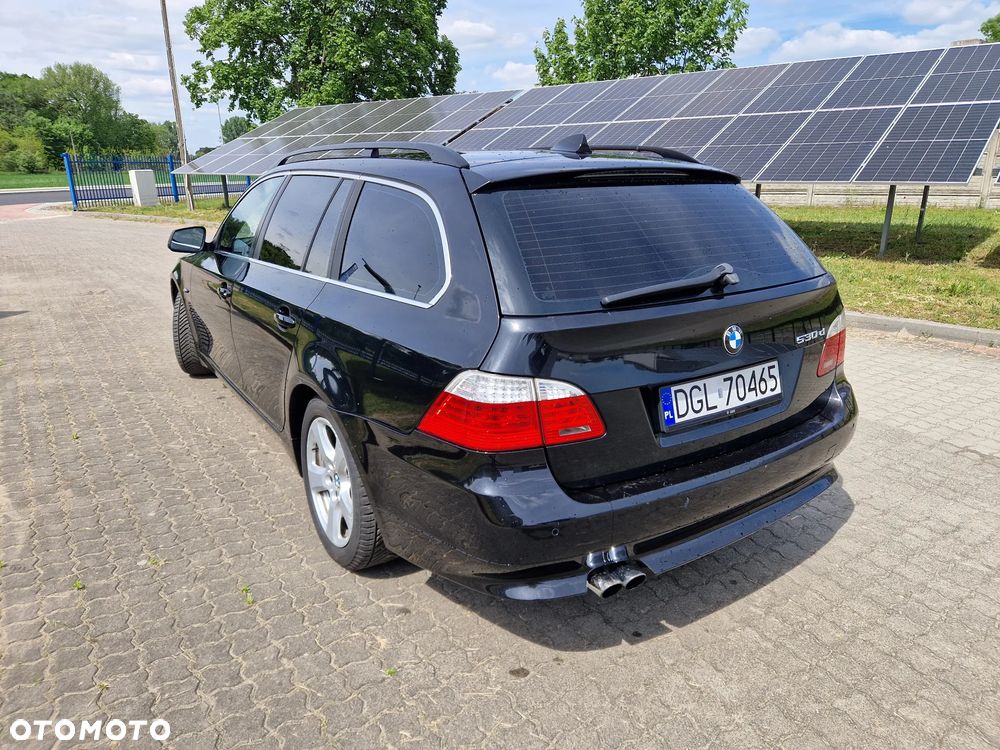 BMW Seria 5 530d xDrive - 16