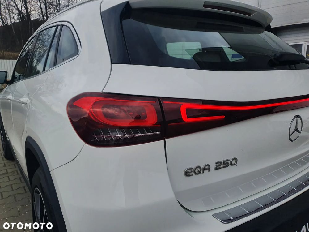 Mercedes-Benz EQA 250 66.5kWh Progressive - 14