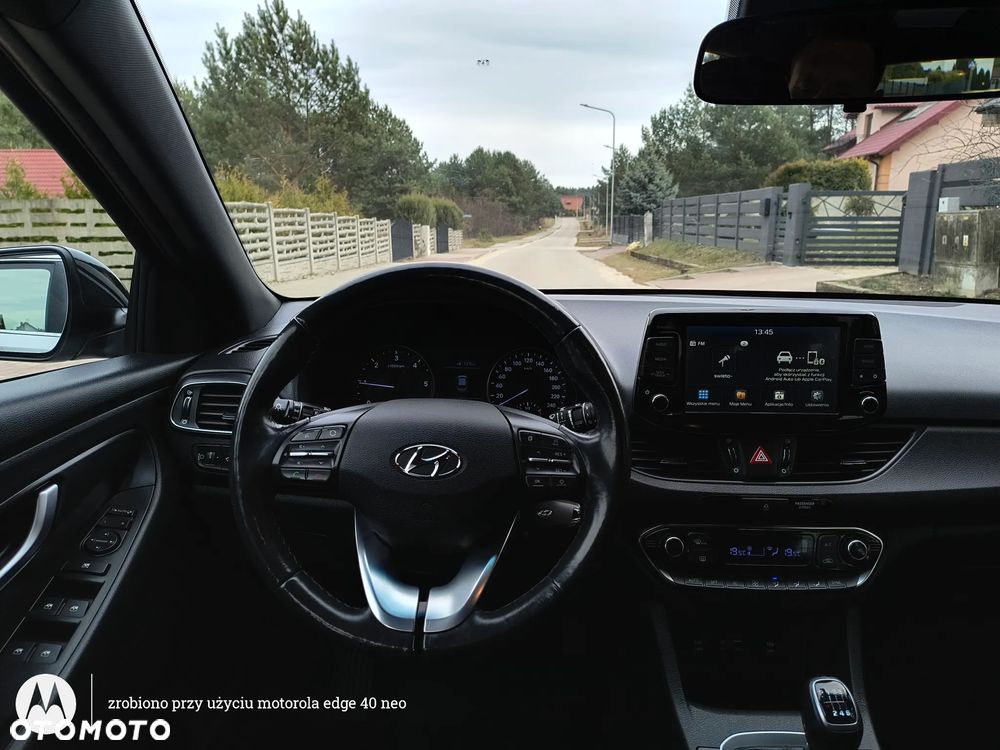 Hyundai i30 1.6 D GO Plus - 23