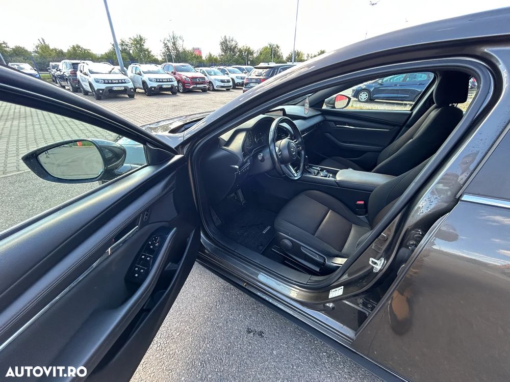 Mazda 3 - 7