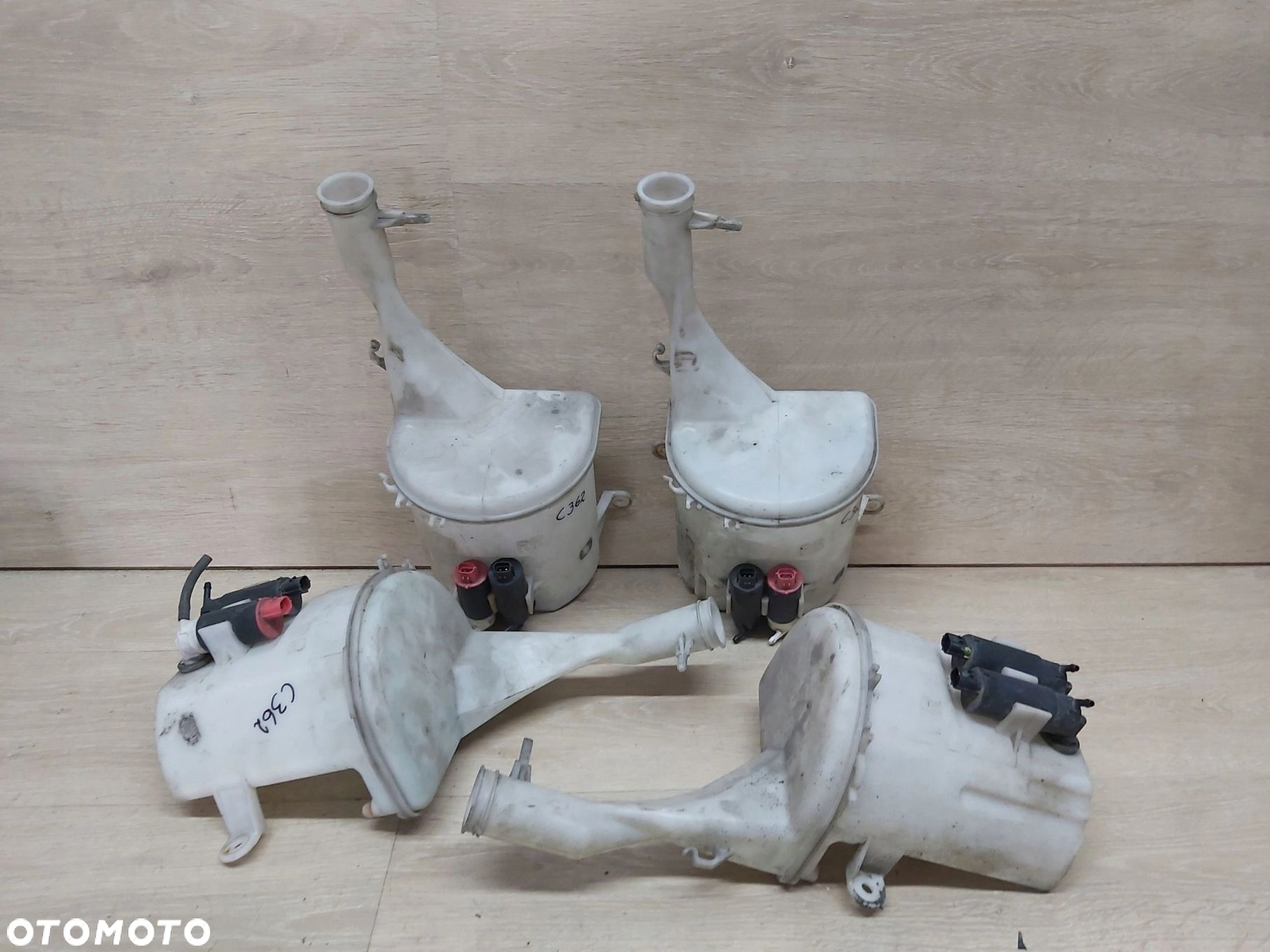 Toyota Yaris I zbiorniczek spryskiwaczy FRANCUZ - 3