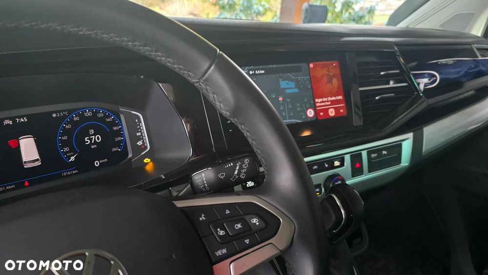 Volkswagen California - 11