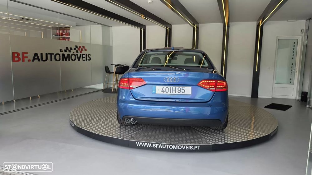 Audi A4 2.0 TDI multitronic - 19