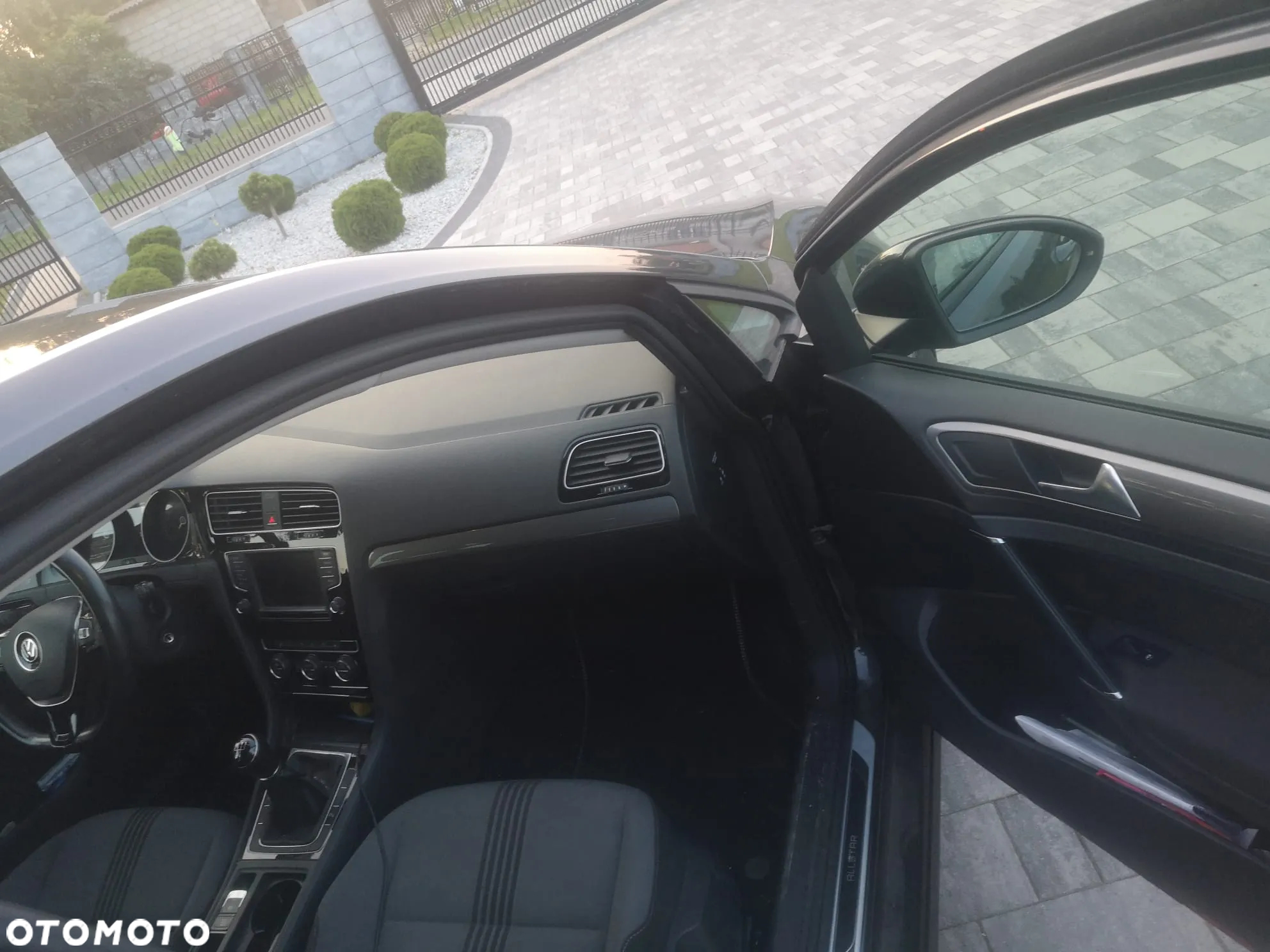 Volkswagen Golf VII 1.6 TDI BlueMotion Trendline - 11
