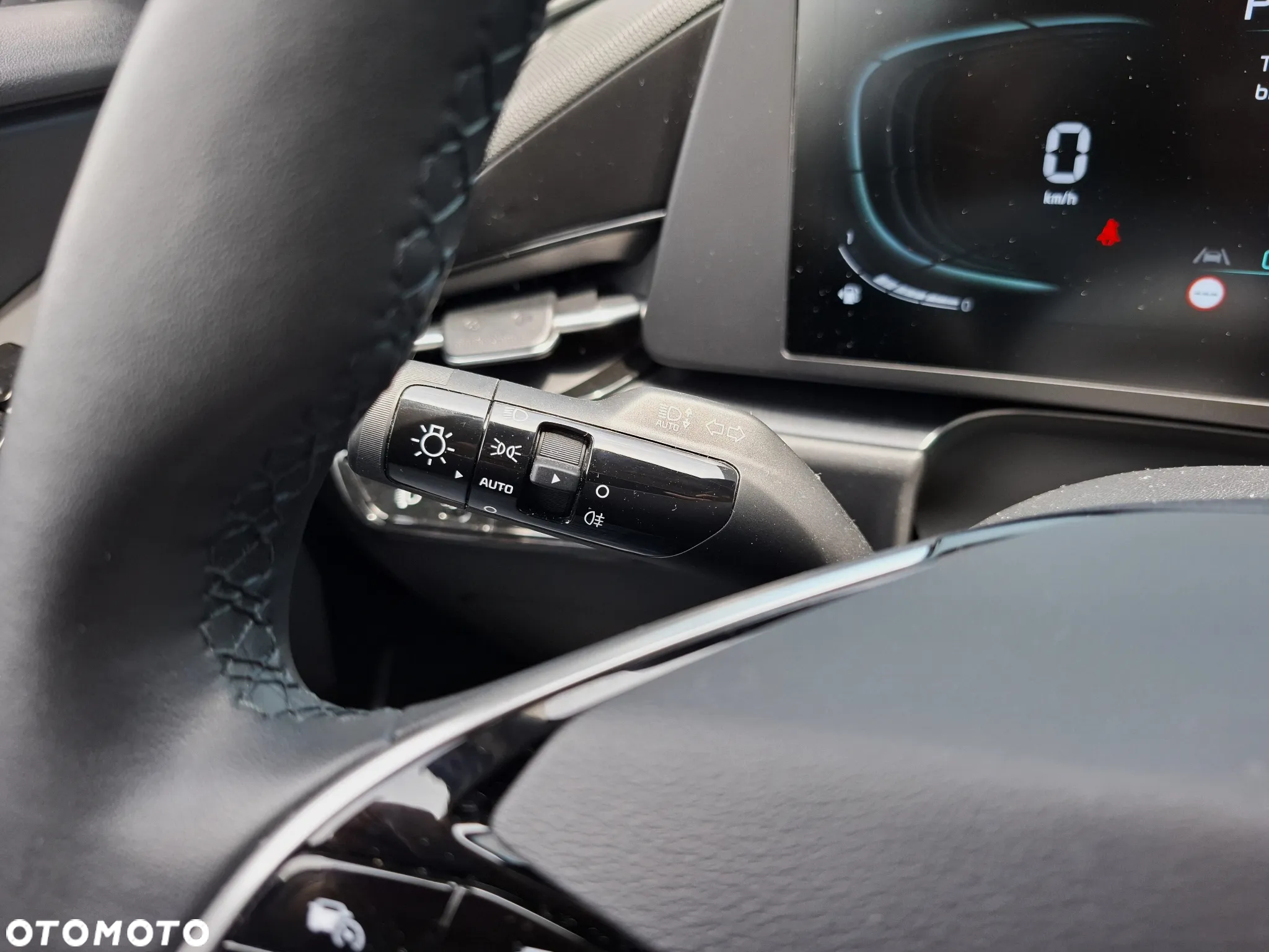 Kia Niro 1.6 GDI Hybrid M - 27