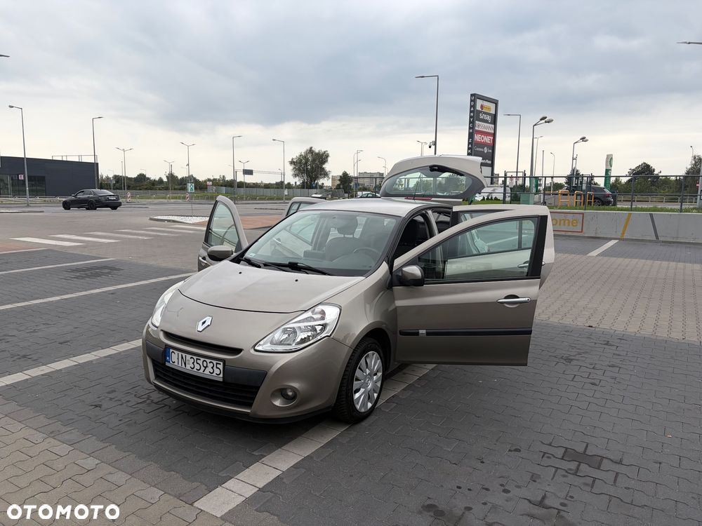 Renault Clio 1.2 16V Dynamique - 12