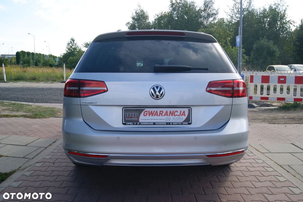 Volkswagen Passat 1.6 TDI SCR DSG Business - 11