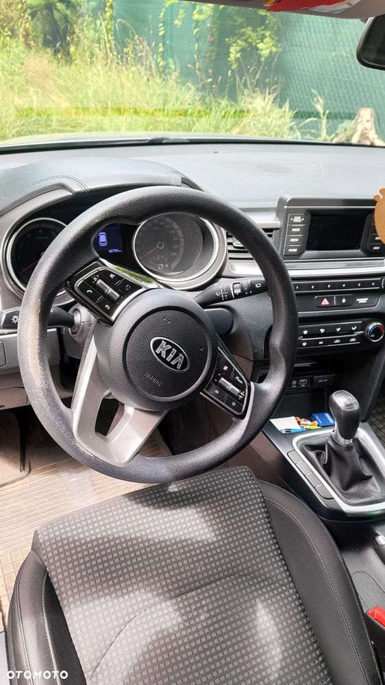 Kia Ceed - 6