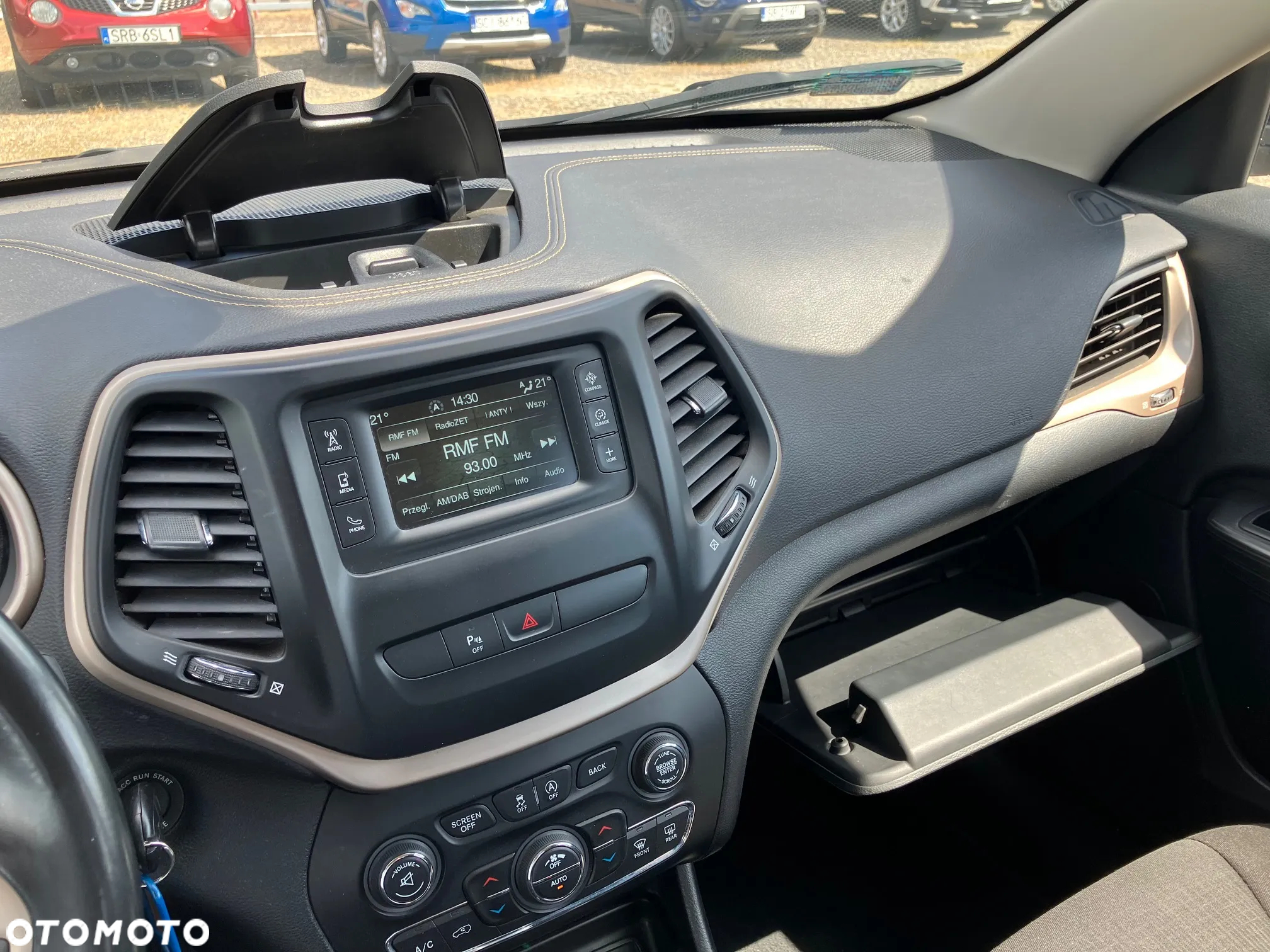 Jeep Cherokee 2.0 MJD 4x2 Longitude - 18