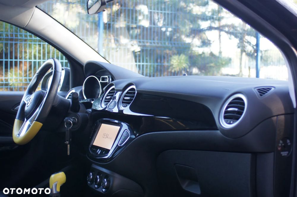 Opel Adam 1.4 Black Jack S&S - 24