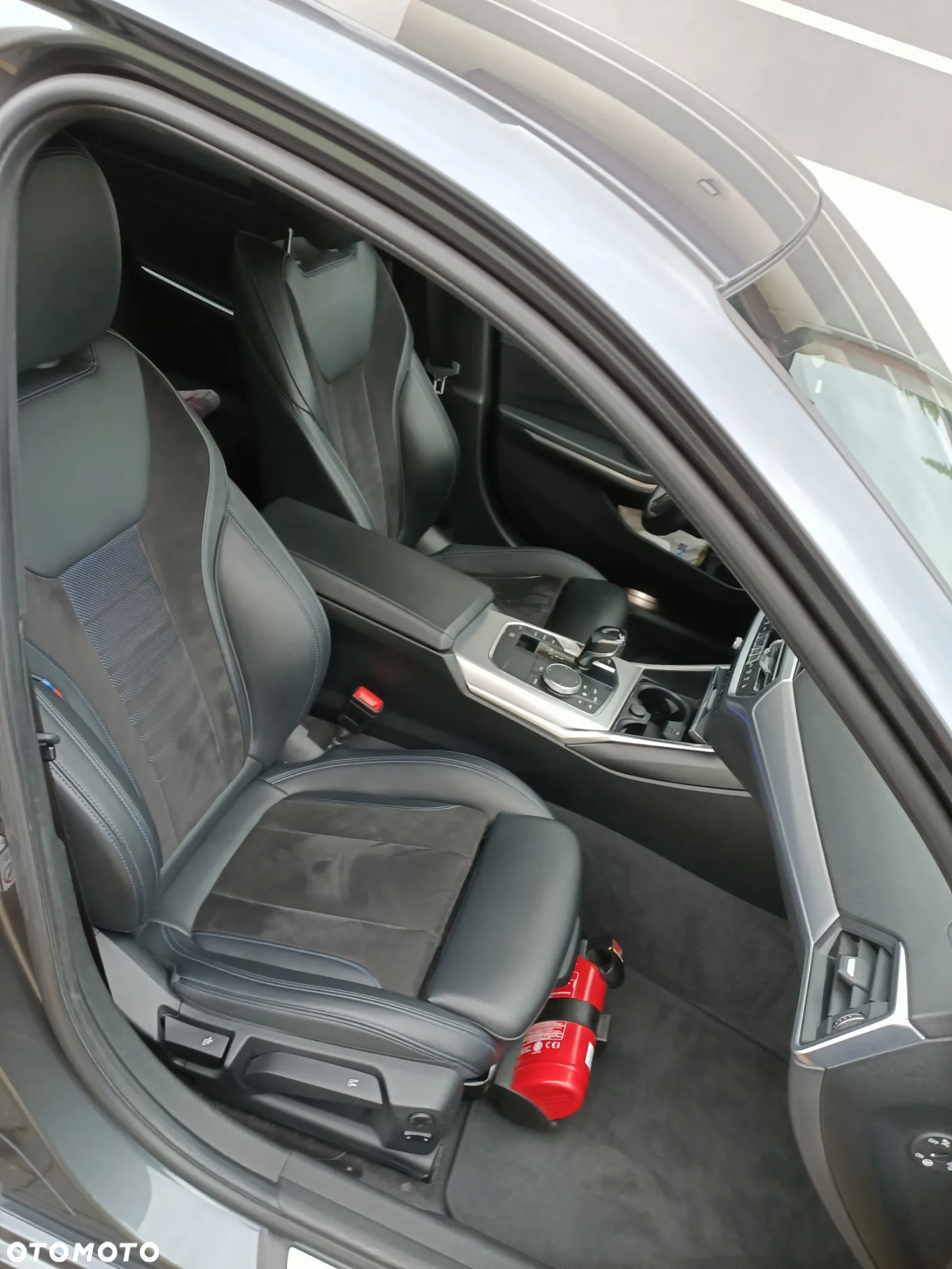 BMW Seria 3 318d M Sport - 9