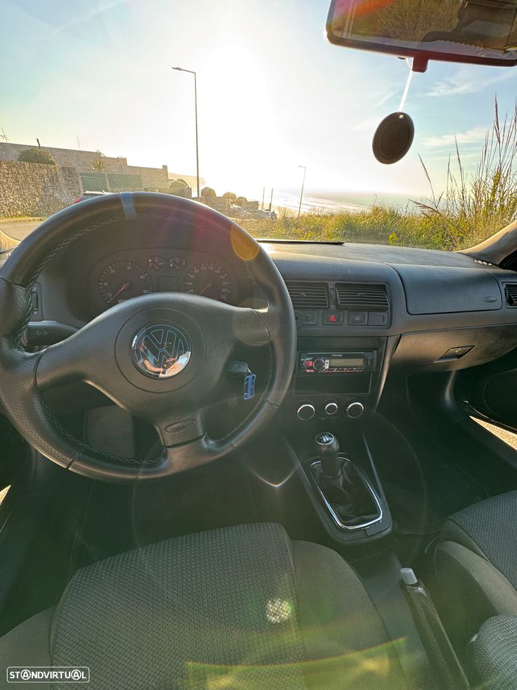 VW Golf 1.9 TDi Highline - 8