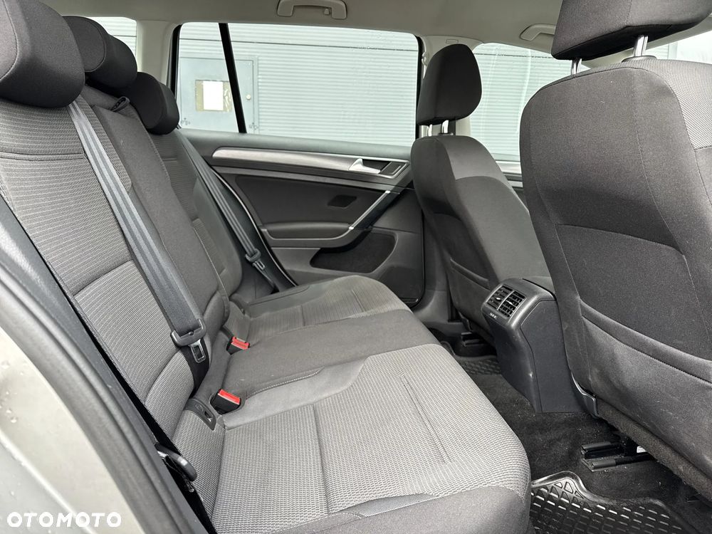 Volkswagen Golf 1.6 TDI BMT Comfortline - 7