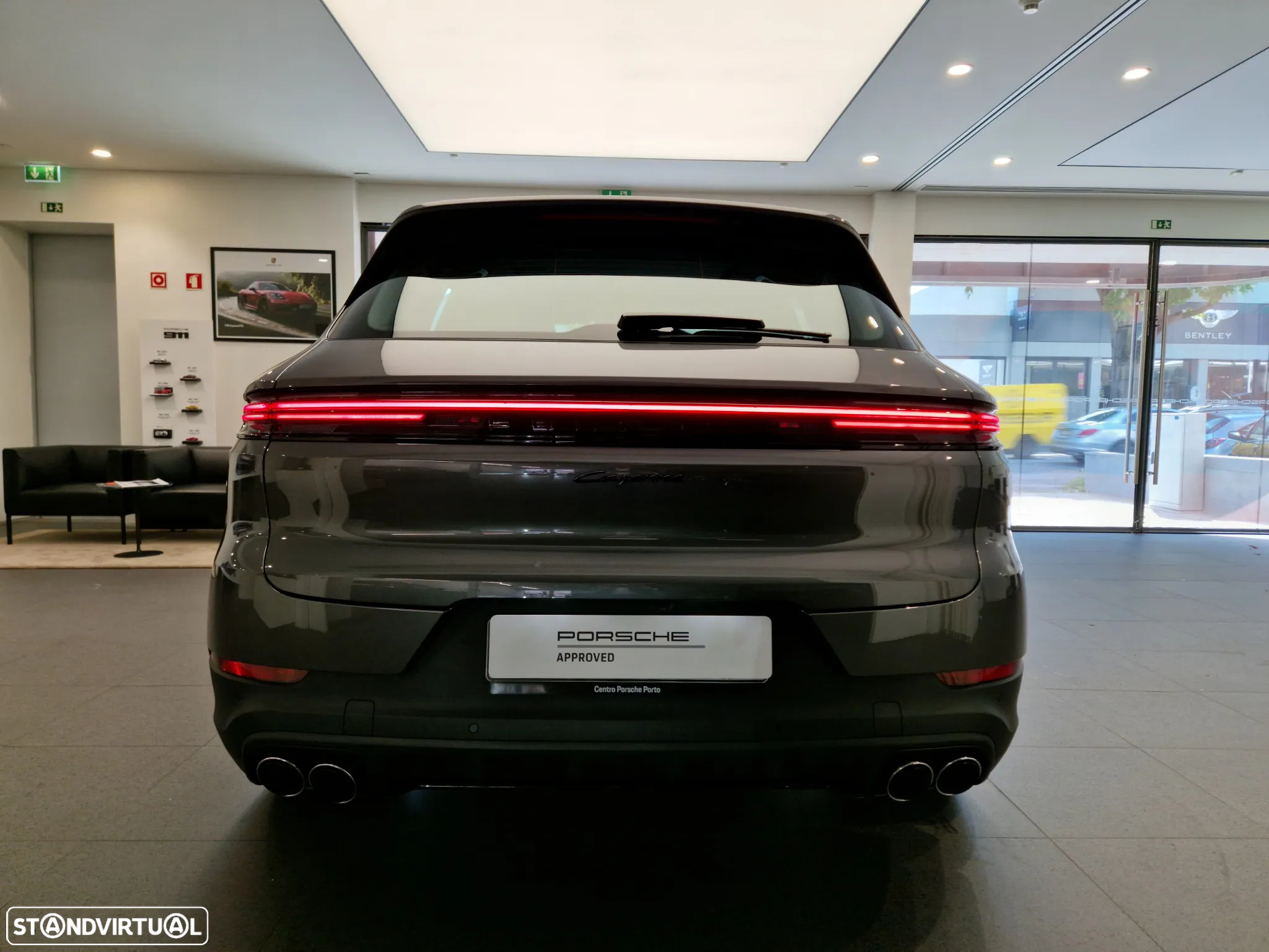 Porsche Cayenne E-Hybrid - 4