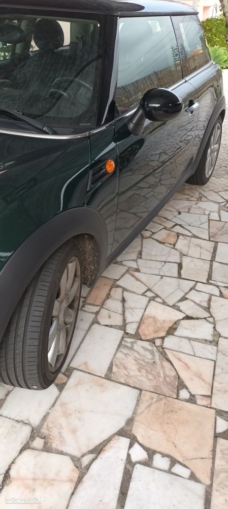 MINI 3 Portas Cooper D - 3