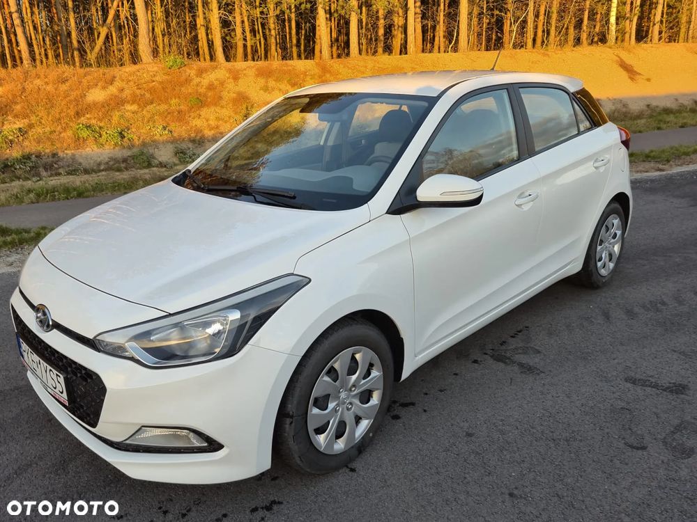 Hyundai i20 1.2 - 6