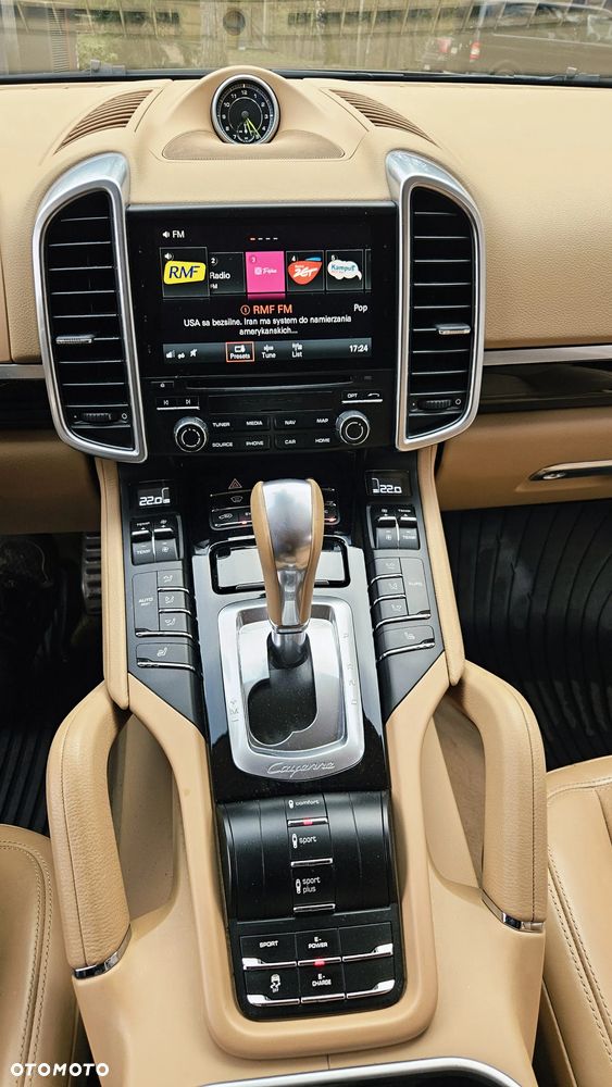 Porsche Cayenne Tiptronic S Platinum Edition - 10