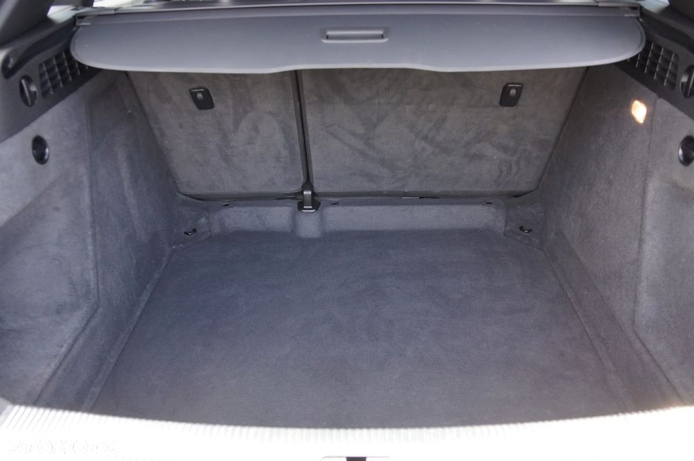 Audi Q3 2.0 TDI Quattro S tronic sport - 30