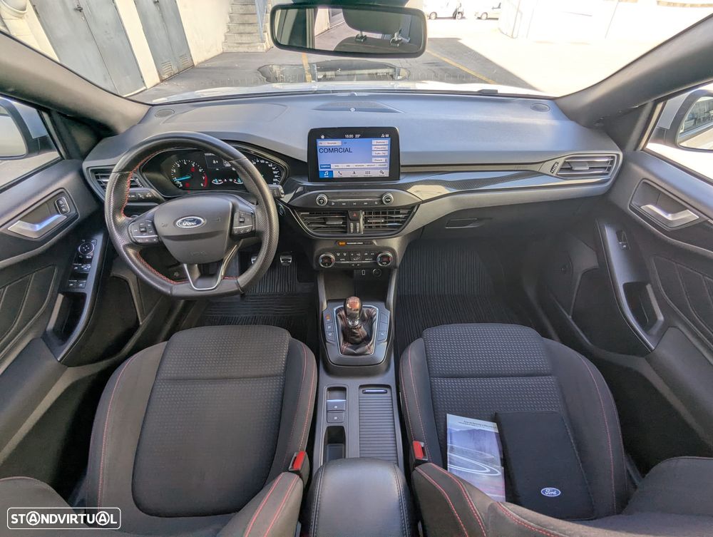 Ford Focus SW 1.0 EcoBoost ST-Line - 14