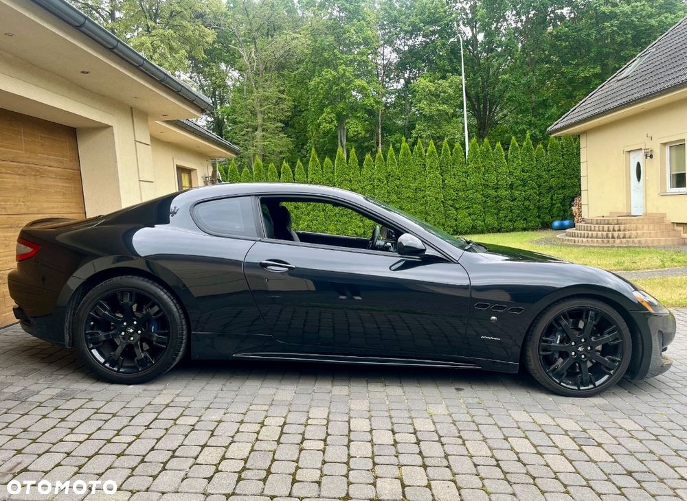 Maserati GranTurismo - 5