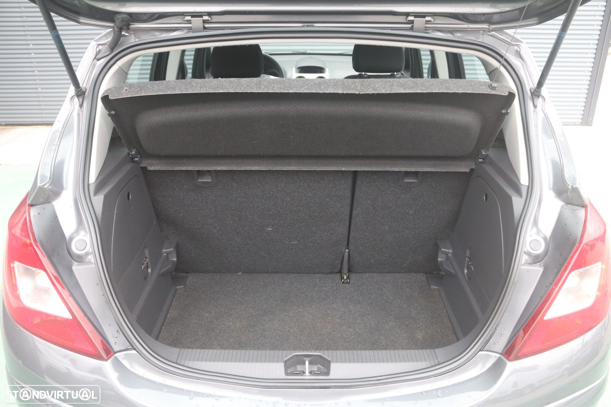 Opel Corsa 1.2 Enjoy - 21