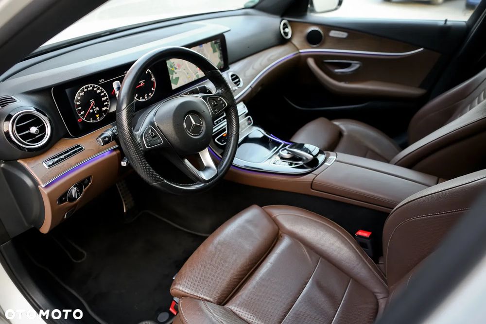 Mercedes-Benz Klasa E 220 d 4Matic All-Terrain 9G-TRONIC Avantgarde - 15