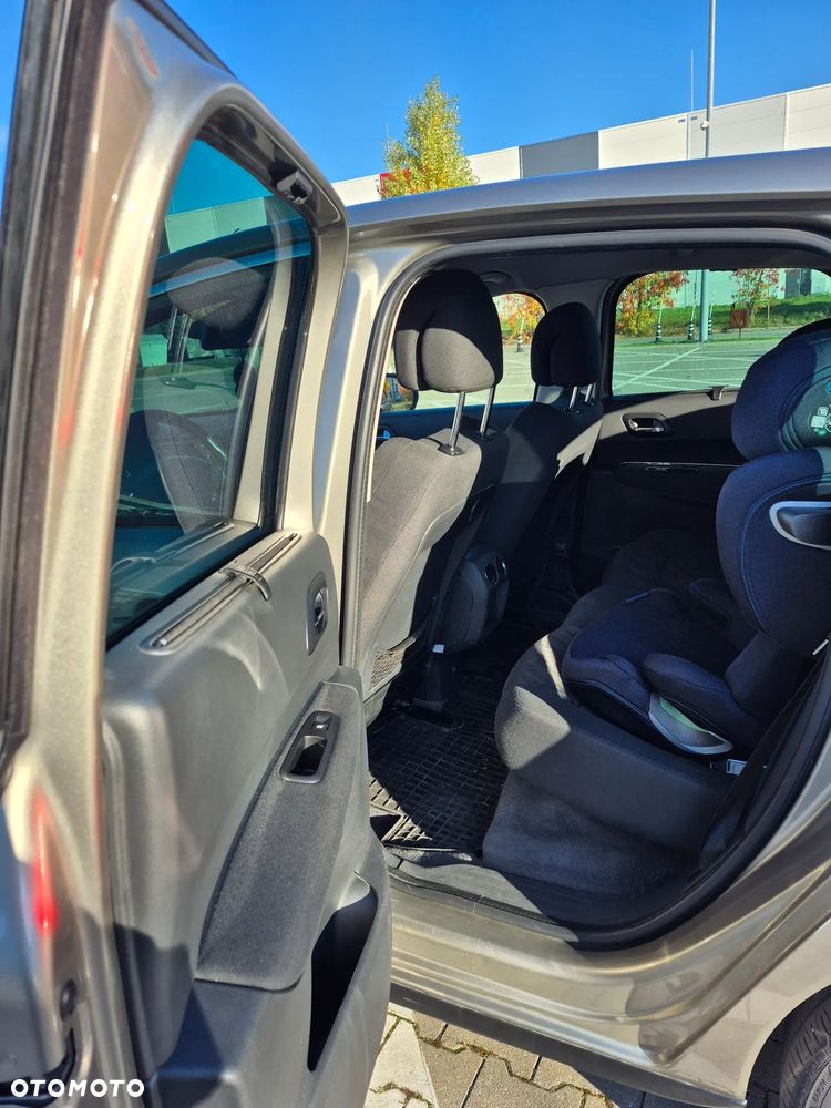 Peugeot 3008 2.0 HDi Active - 14