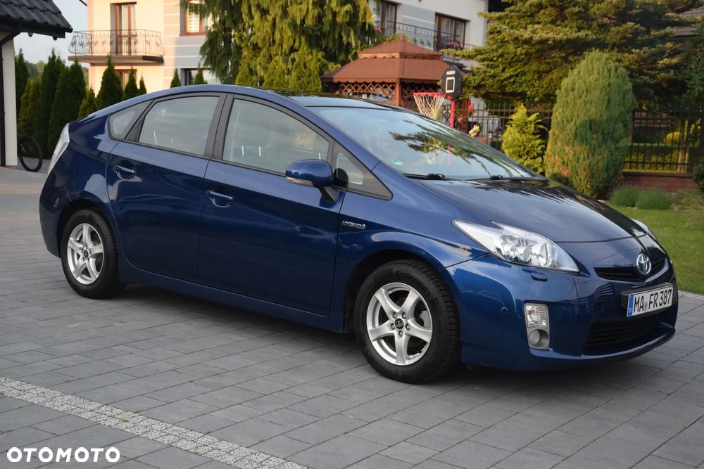 Toyota Prius (Hybrid) Comfort - 10