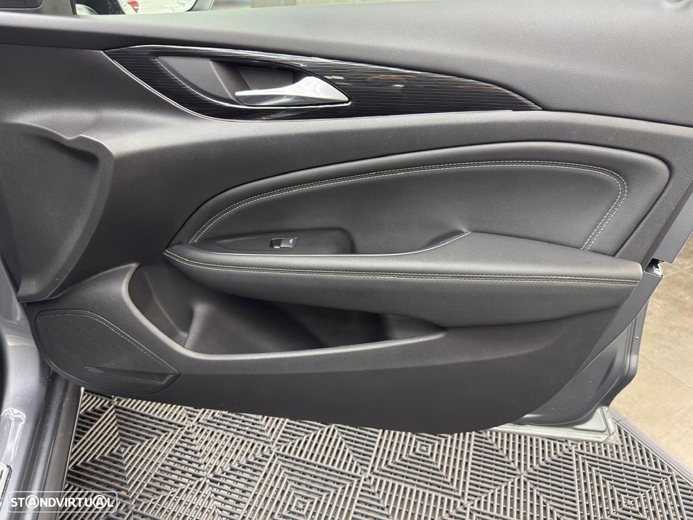 Opel Insignia Grand Sport 1.6 CDTi Ultimate - 32