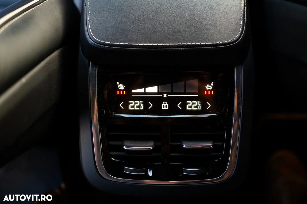 Volvo S90 D5 AWD R-Design - 23