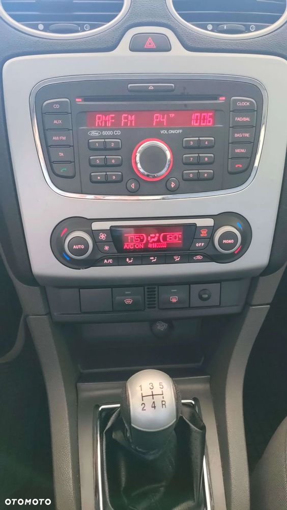 Ford Focus 1.6 Gold X - 14