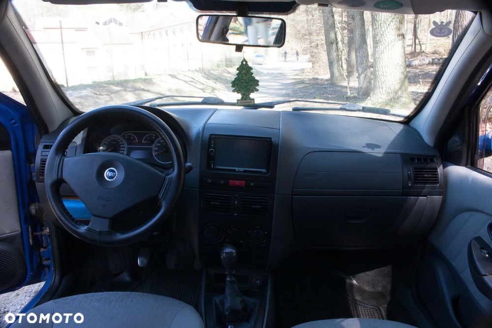 Fiat Albea 1.4 Fresh - 10