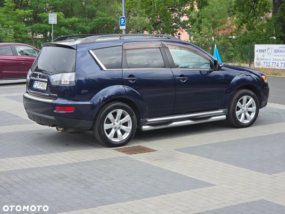Mitsubishi Outlander 2.0 Intense 2WD - 8