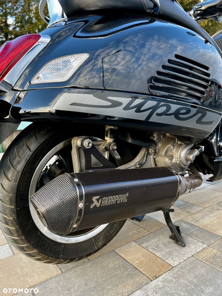 Vespa GTS - 20