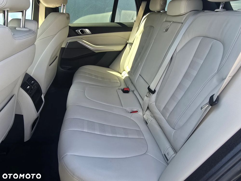 BMW X5 xDrive30d mHEV sport - 37