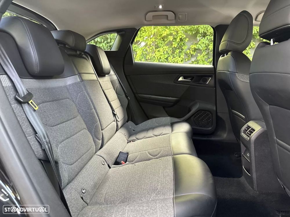 Citroën C5 X 1.6 Hybrid Feel Pack e-EAT8 - 21
