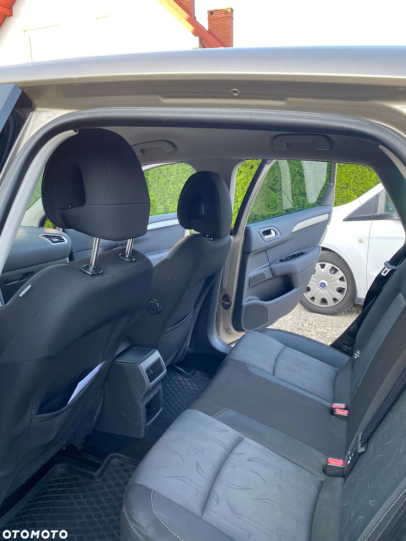 Citroën C4 - 13