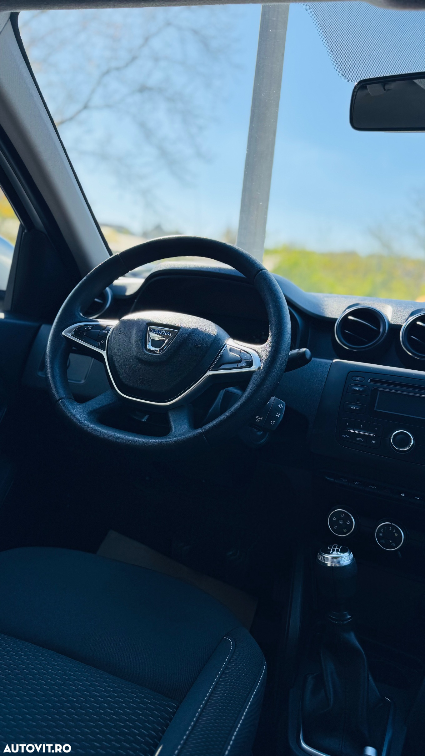 Dacia Duster Blue dCi 115 4WD Urban - 17