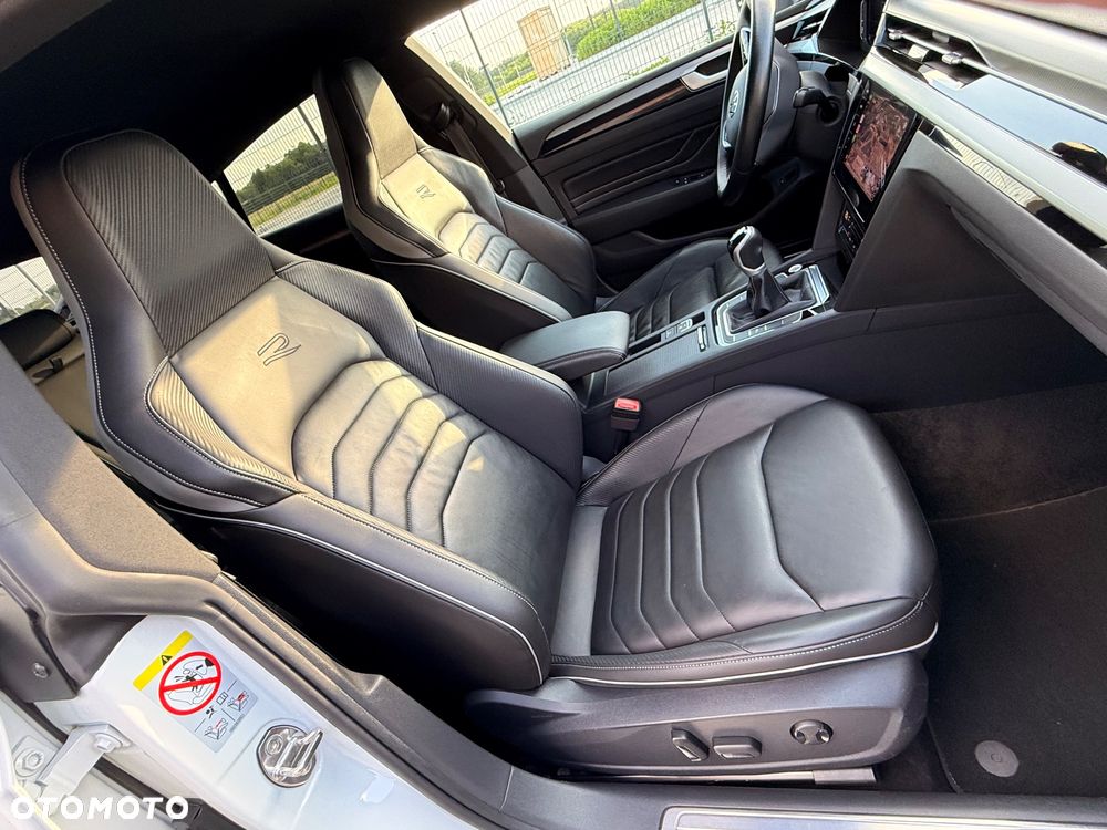 Volkswagen Arteon 2.0 TDI SCR R-Line - 24